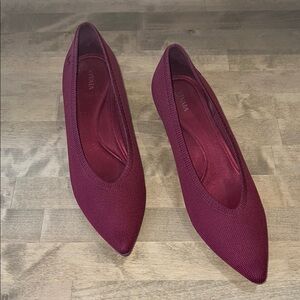 Vivaia Pointed-Toe Kitten Heel Scarlett Knit Upper Comfort  Sz 41 EU (9.5 US)